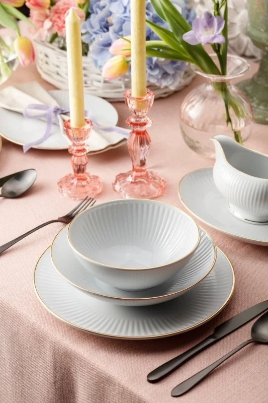 Serwis obiadowy dla 12 osób Dalia złota linia porcelana
